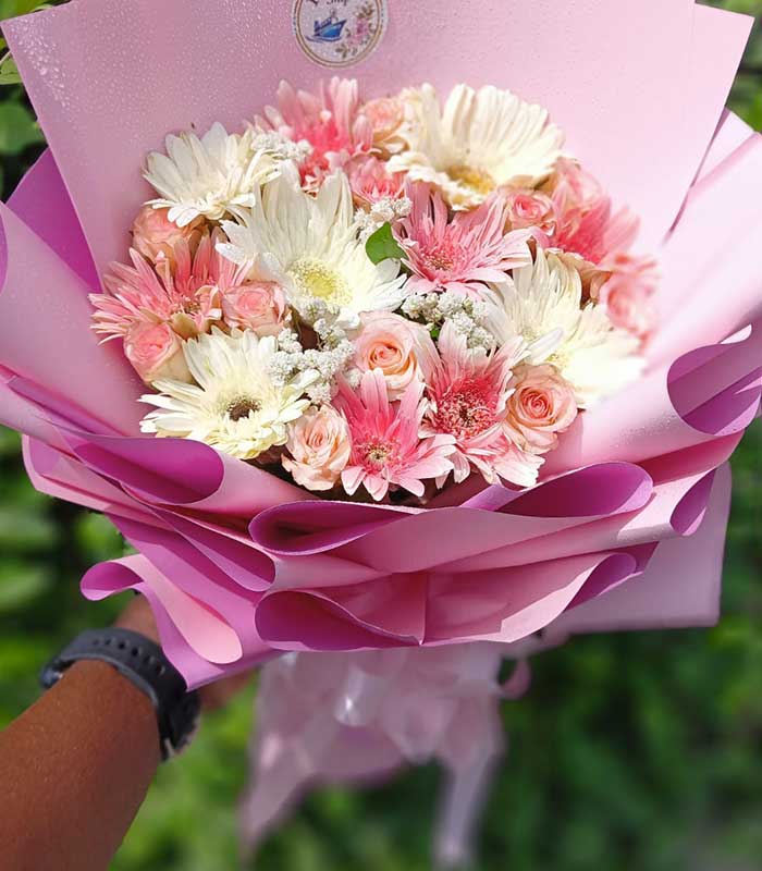 1400 White Color Jarbera Ping Color Gerbera China rose of three colors Pink paper pink ribbon